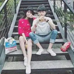  青春甜蜜幸福贴吧头像情侣合照一对两张2018好看的情侣头像