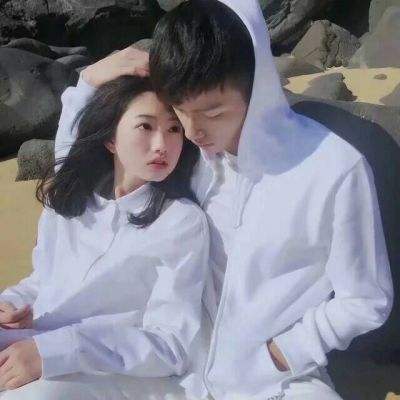 qq情侣头像真人不明显陈意涵