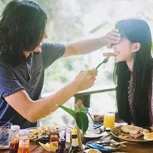 情侣头像分开图片送你回