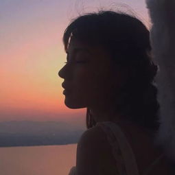  抖音最热门情侣头像没有你的夜晚