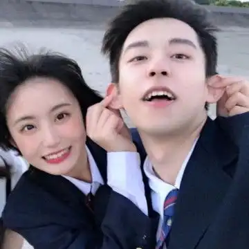  抖音最火情侣头像两张一对,情侣头像图片