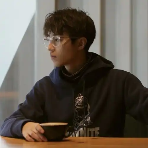 男生情侣头像图片王俊凯