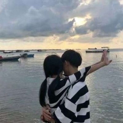  男生最抵抗不了的3种亲吻方式,全身都要化了,妹子们学起来