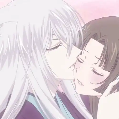  超好看的动漫情侣头像双人,爱你的人陪你一路向北