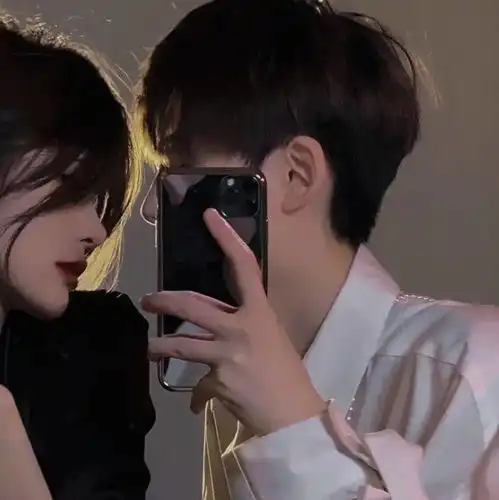  情侣头像爱你未减