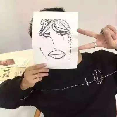 情侣头像拿杯子一左一右