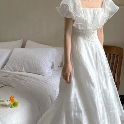  头像女生半身头像不露脸