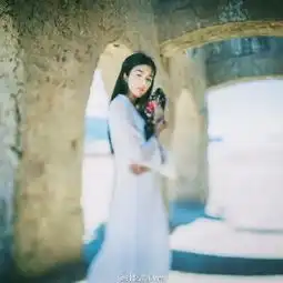  典雅脱俗天工大女生被赞紫霞仙子组图