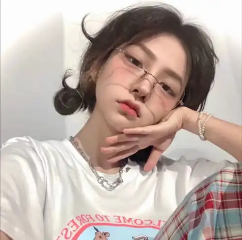  女生头像那些不易撞又好看的头像值得拥有