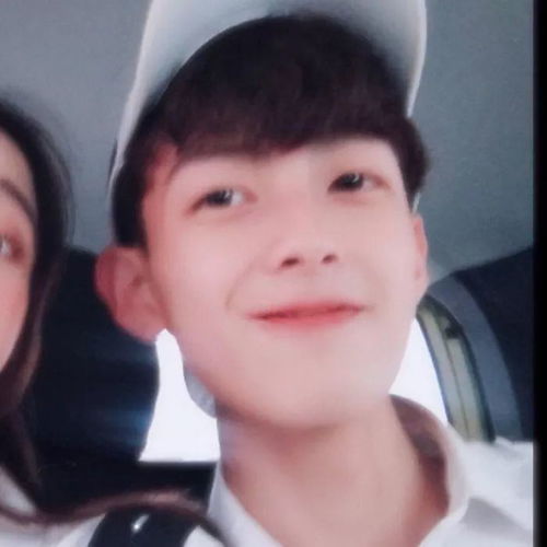  个性高清真人版欧美情头抖音超萌动漫情侣头像一男一女,最流行卡通可爱萌娃