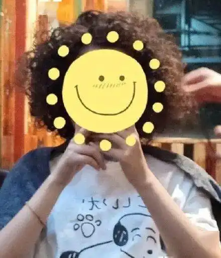  短头发的女娃娃,千万不要冲动去烫头发