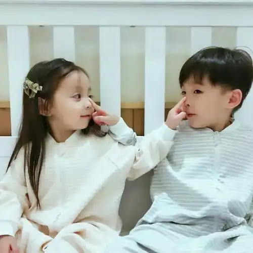  进入秋季宝宝体抗力差怎么办艾克瑞尔新晋艾妈来支招