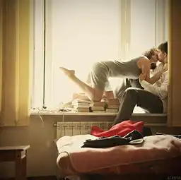 男生情侣头像图片怀孕