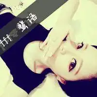  人潮那么闹别放任我好不好