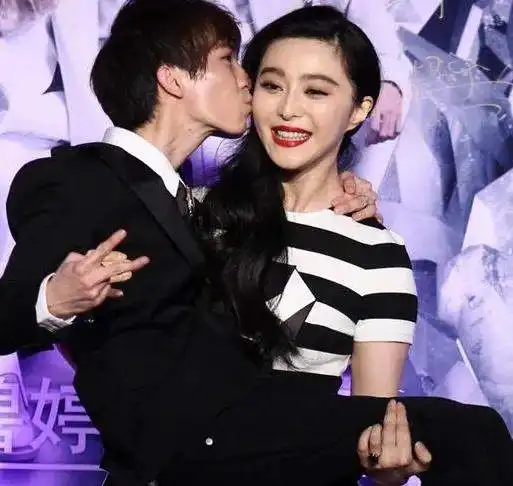 男生情侣头像图片郭敬明