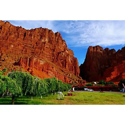 漫游新疆库车神秘大峡谷 漫游新疆库车神秘大峡谷