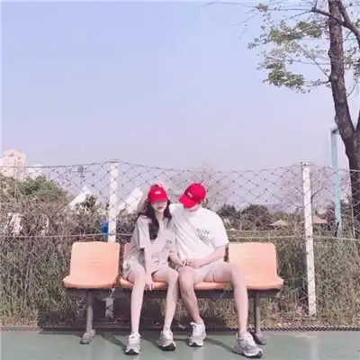 唯美意境情侣头像一对让爱我的人过的开心 唯美意境情侣头像一对让爱我的人过的开心