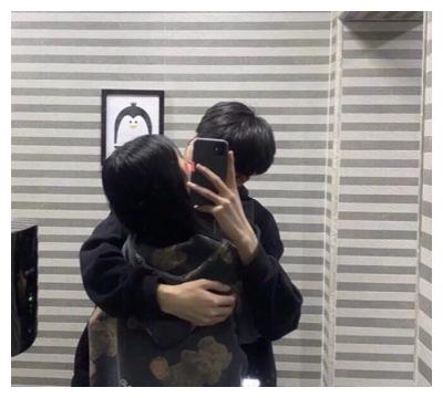  甜腻不露脸情侣头像在遇见你的那一刻,浩瀚众星皆为尘