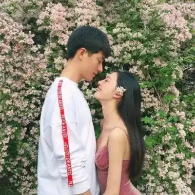  情侣头像精选情侣头像有事做有人爱有所期第153期