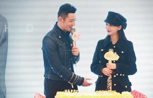  把丈夫宠成小公举,杨颖为黄晓明办生日派对,穿情侣装孕肚抢镜
