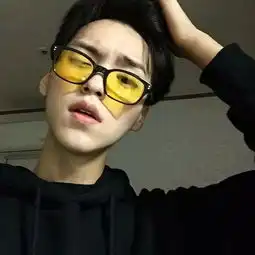 男生头像 男生头像