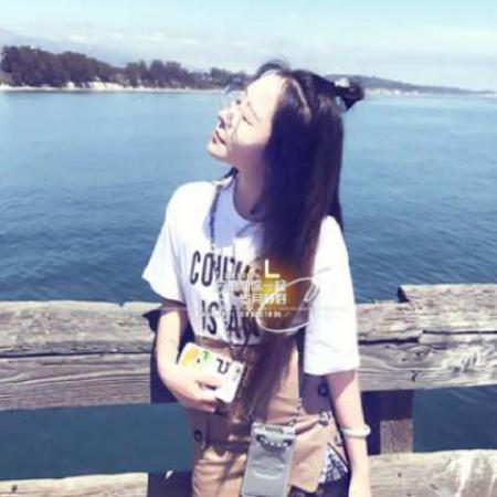 学生情侣头像真人一左一右掌心