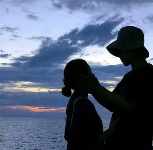 情侣的头像图片夫妻