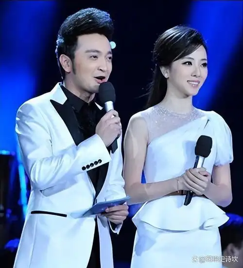  回顾李思思发文,短短23字暴露被弃用真相,失色背后就是无奈