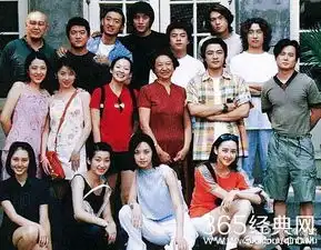  虽然一眼就看到章子怡,但单看这张毕业照胡静才是公认的班花
