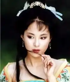  与周星驰是最佳荧屏情侣,星女郎复出被骂毁经典