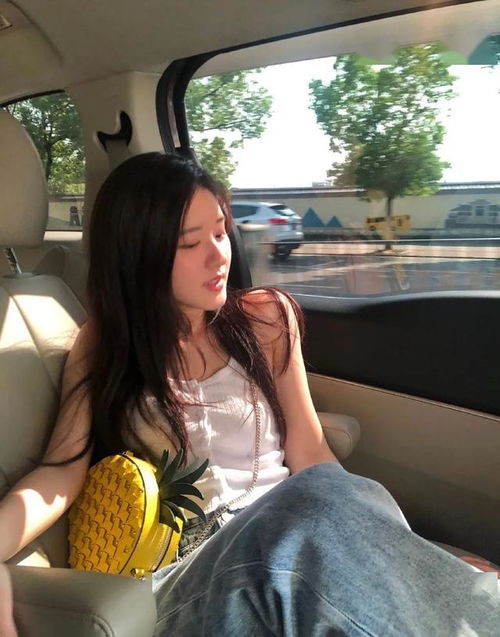  赵露思才不到80斤会穿会settle的圆脸女神真是爱了
