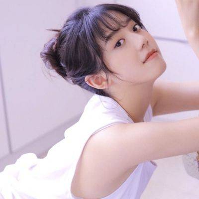  女人的体香是化妆品腌出来的真正的体香与之无关,它是性信息素