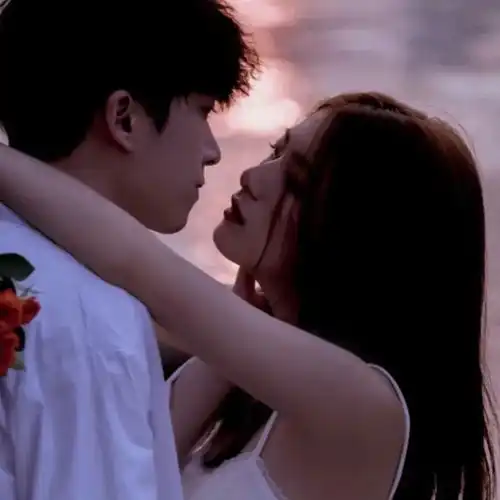  真人情头做废物是极需要天赋的噢,我们普通人只配好好活着