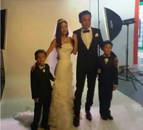  浪子咆哮帝为何再离婚看历届情人分手原因