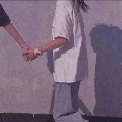  给陪你跨年的人说的情话