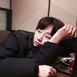  有没有人帮我做情侣头像别人看不见的