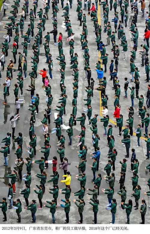 在工厂,他们只有十分钟从机器变回人眼光 在工厂,他们只有十分钟从机器变回人眼光