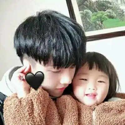 情侣头像独特,和喜欢的人在一起开心 情侣头像独特,和喜欢的人在一起开心