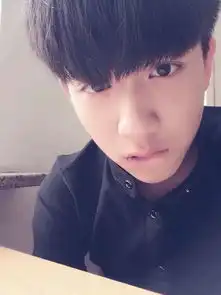 情侣头像jk男网络红人