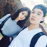  求一对好看的情侣头像一男一女,一左一右,不带字的