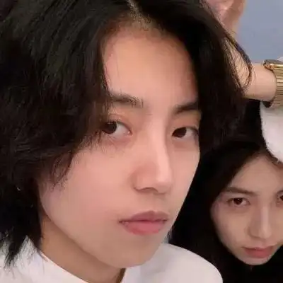 情侣头像女朋友不是人陈