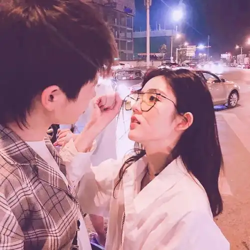 你自以为刻骨铭心的回忆,或许别人早就忘记了 你自以为刻骨铭心的回忆,或许别人早就忘记了