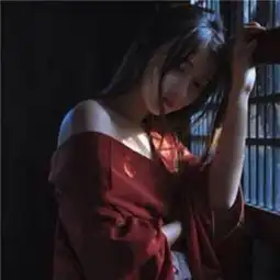 霸气冷酷无情情侣头像烟