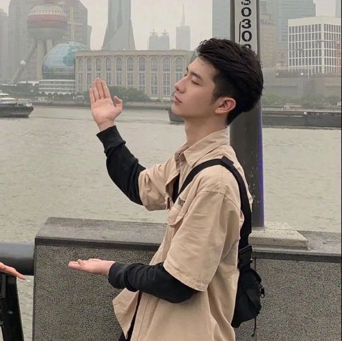 快来和对象换情侣头像呀