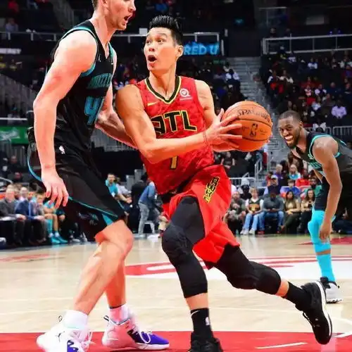  19192319林疯狂再现可惜又受伤了真让人揪心