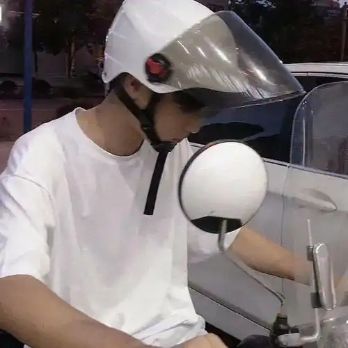  小众耐看的微信头像