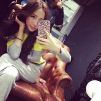  我需要的爱情是一份不离不弃女生头像