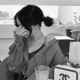 qq情侣头像霸气超拽女公