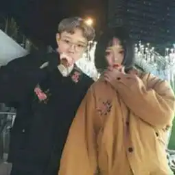  谁有这张头像的另一半