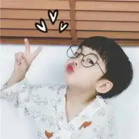 情侣头像拿杯子一左一右爱你